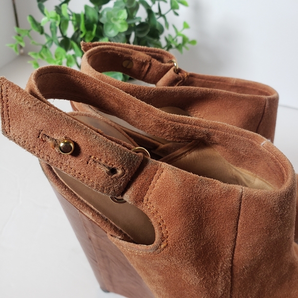 L.A.M.B. Tan Leather Wegde Booties, Size 7 - Picture 8 of 8